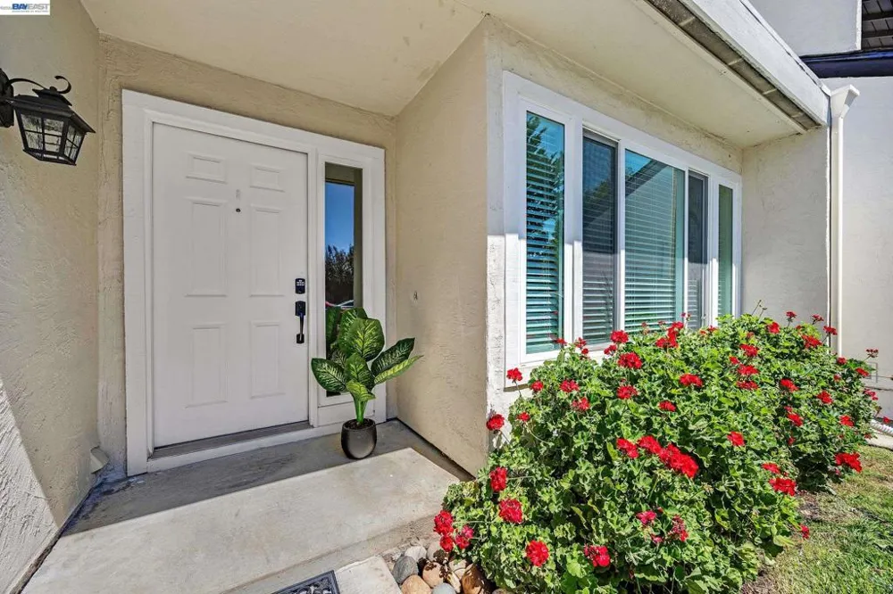 4042 Rennellwood Way Pleasanton, CA 94566