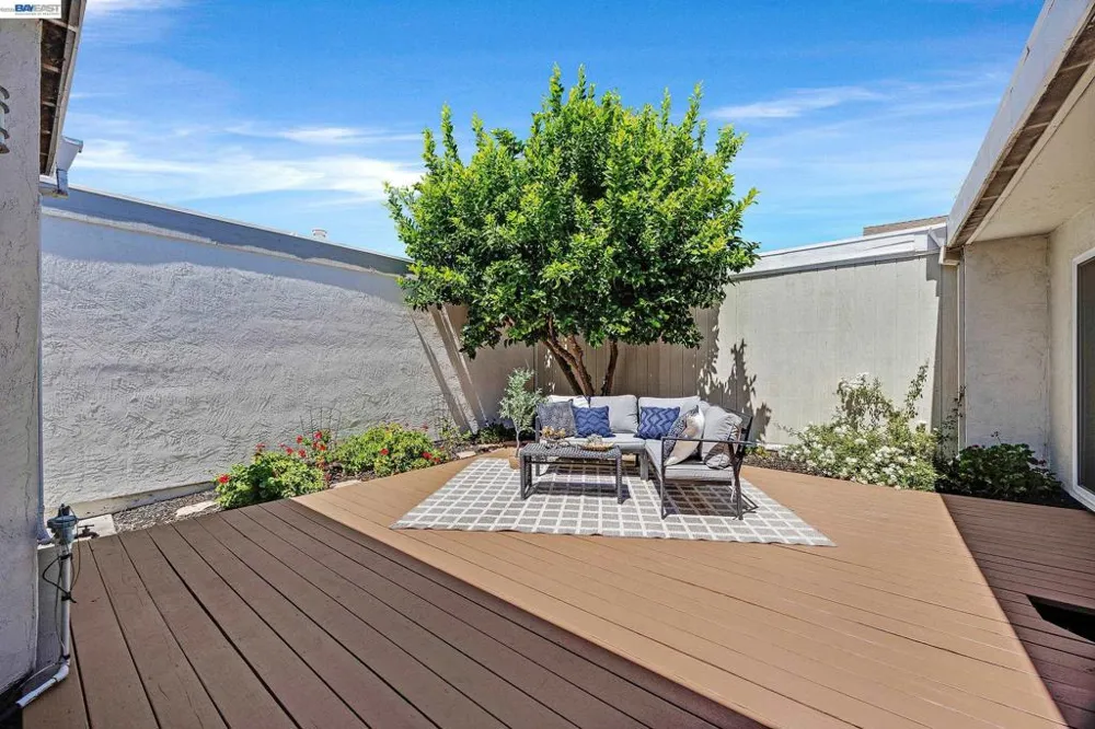 4042 Rennellwood Way Pleasanton, CA 94566