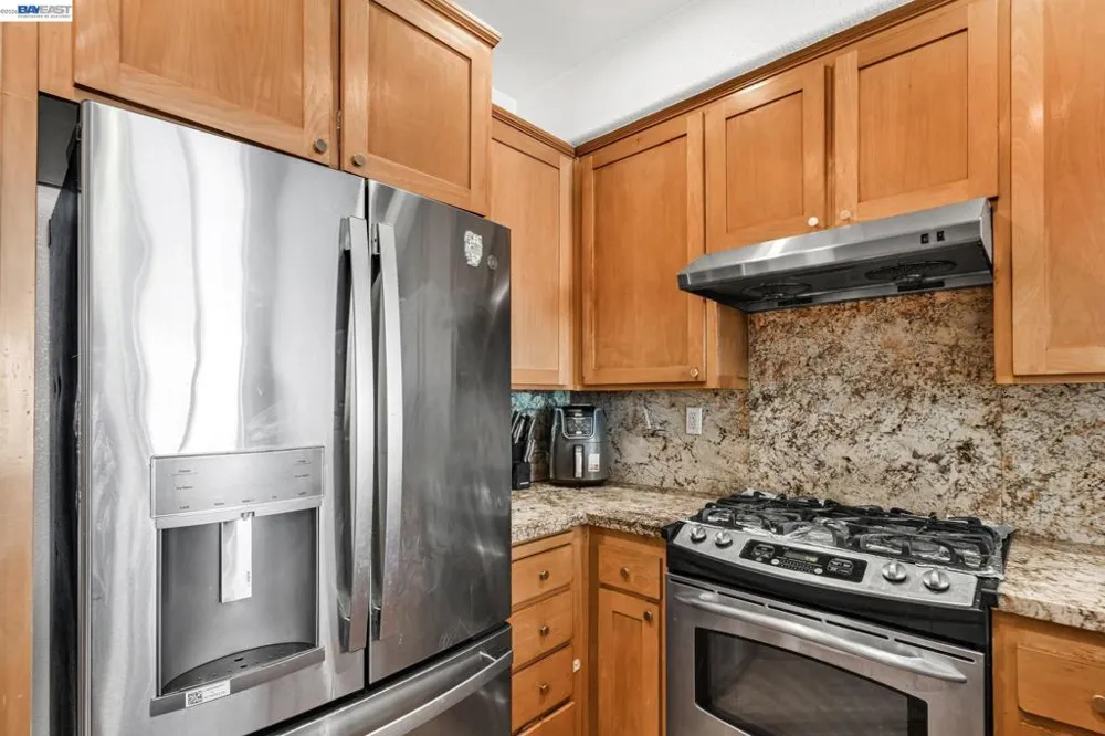 6003 Old Quarry Loop Oakland, CA 94605