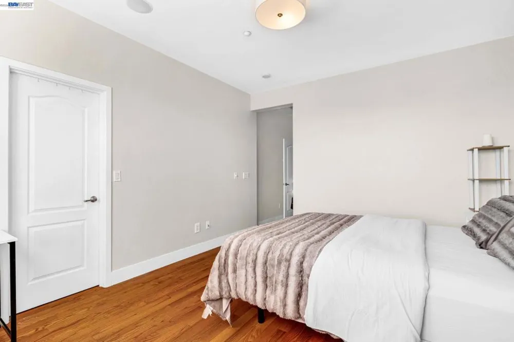 6003 Old Quarry Loop Oakland, CA 94605