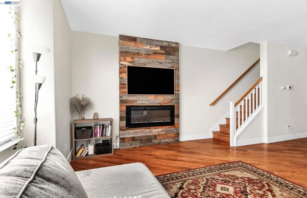 6003 Old Quarry Loop Oakland, CA 94605