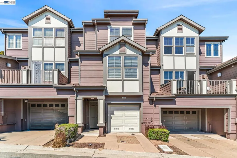 6003 Old Quarry Loop Oakland, CA 94605