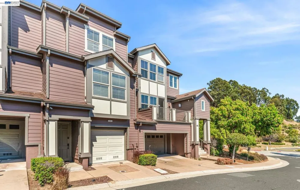 6003 Old Quarry Loop Oakland, CA 94605