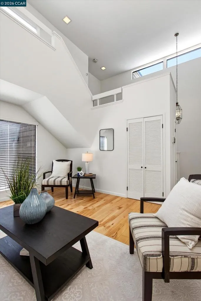 1989 Robin Ridge Ct Walnut Creek, CA 94597