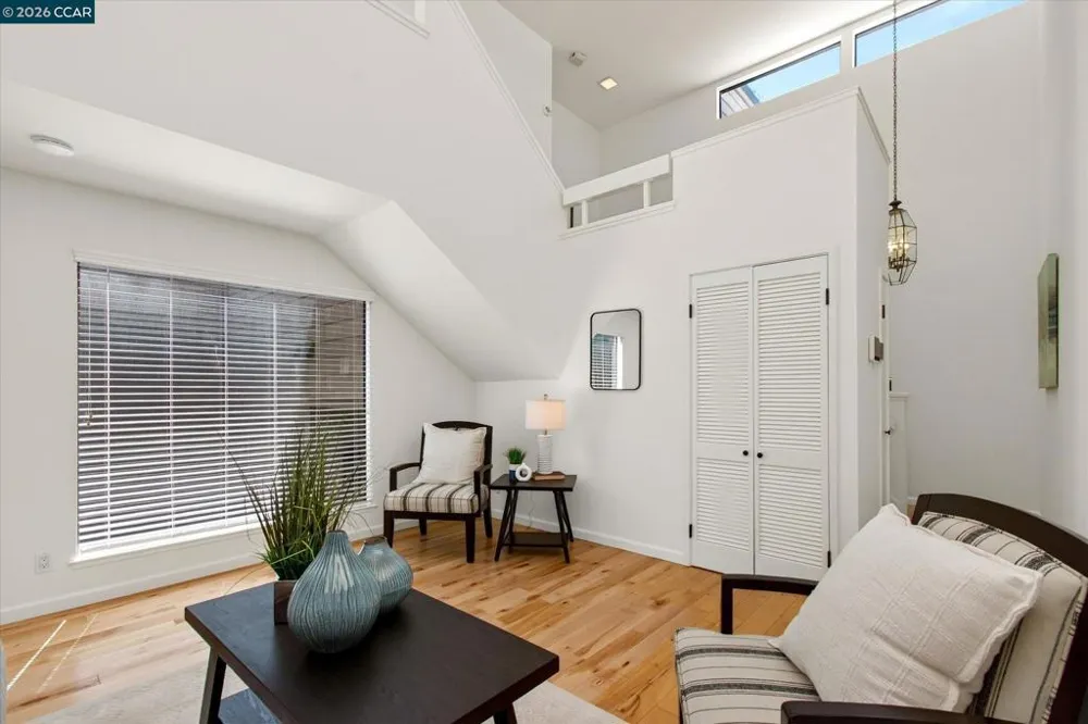 1989 Robin Ridge Ct Walnut Creek, CA 94597