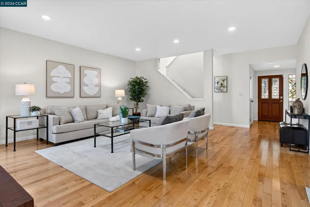 1989 Robin Ridge Ct Walnut Creek, CA 94597