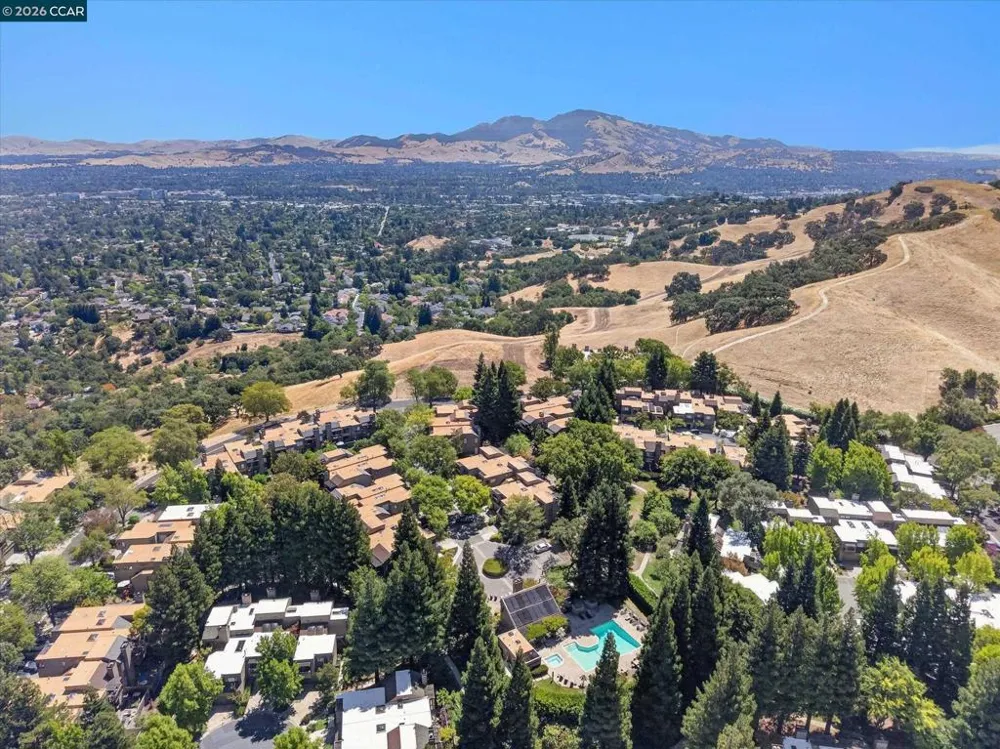 1989 Robin Ridge Ct Walnut Creek, CA 94597
