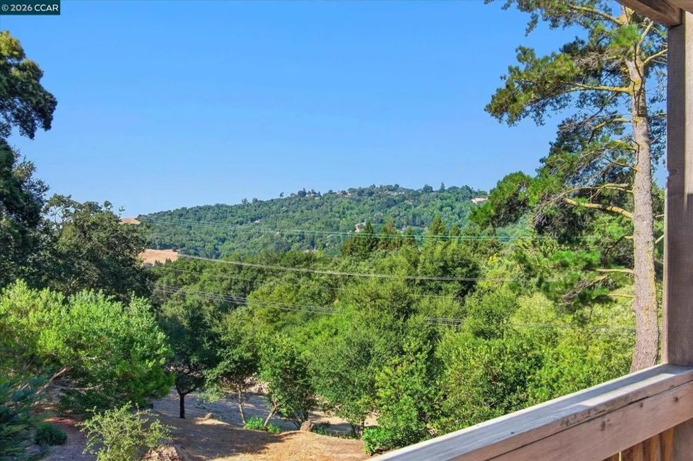 1989 Robin Ridge Ct Walnut Creek, CA 94597