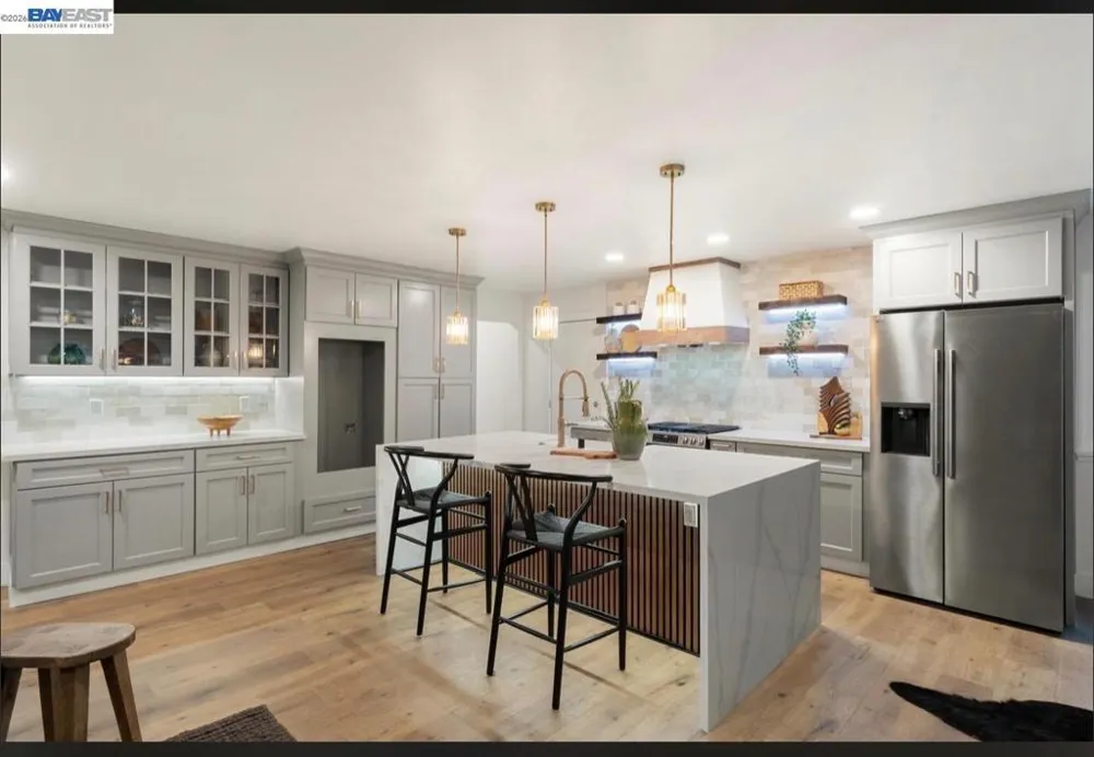1084 Jamie Dr Concord, CA 94518
