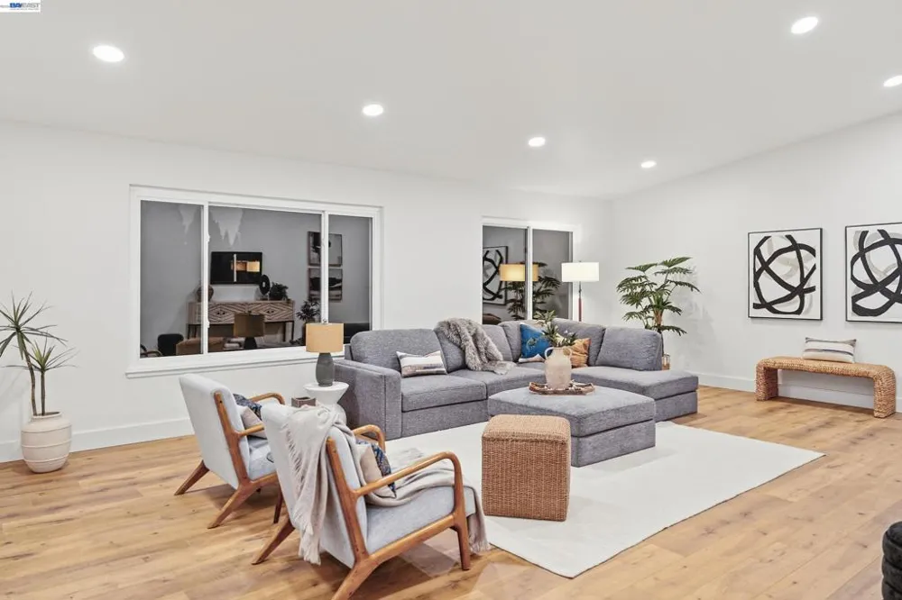 1084 Jamie Dr Concord, CA 94518