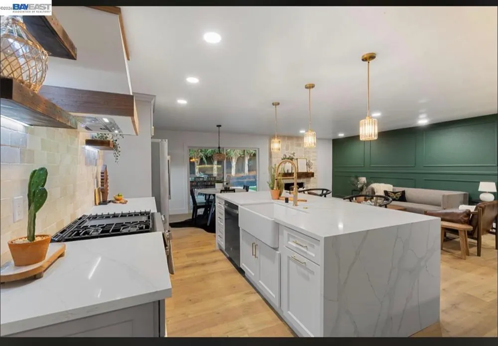 1084 Jamie Dr Concord, CA 94518