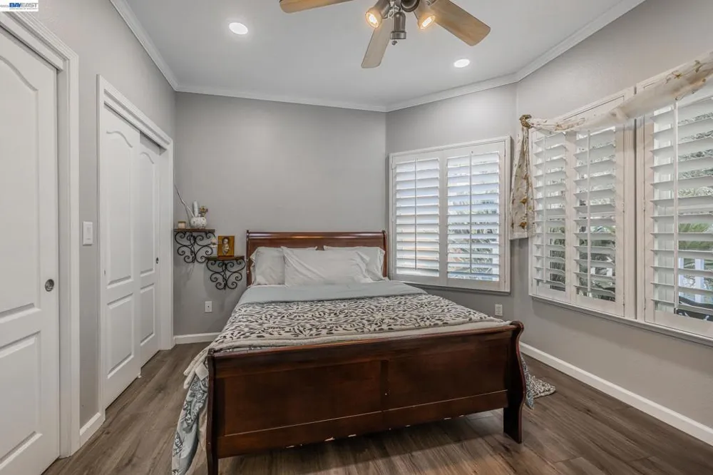 3448 E Howard Ct Visalia, CA 93292