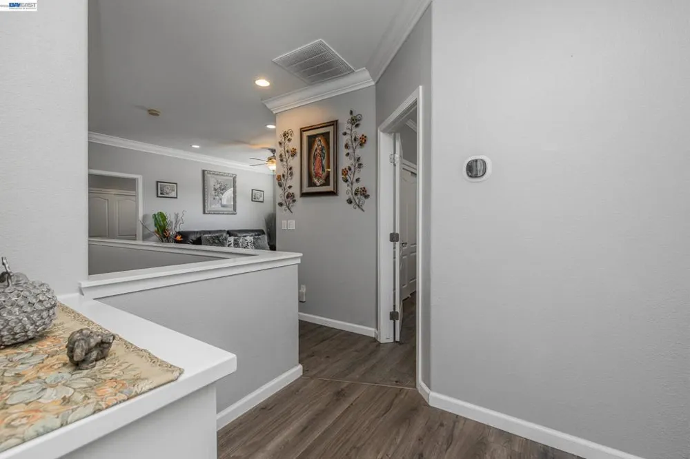 3448 E Howard Ct Visalia, CA 93292