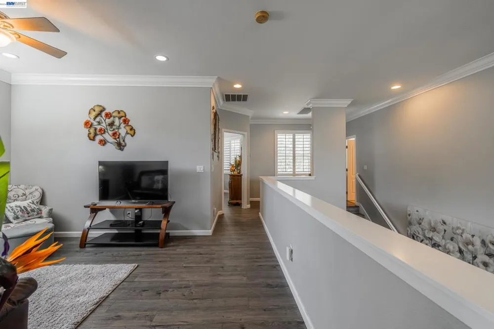 3448 E Howard Ct Visalia, CA 93292