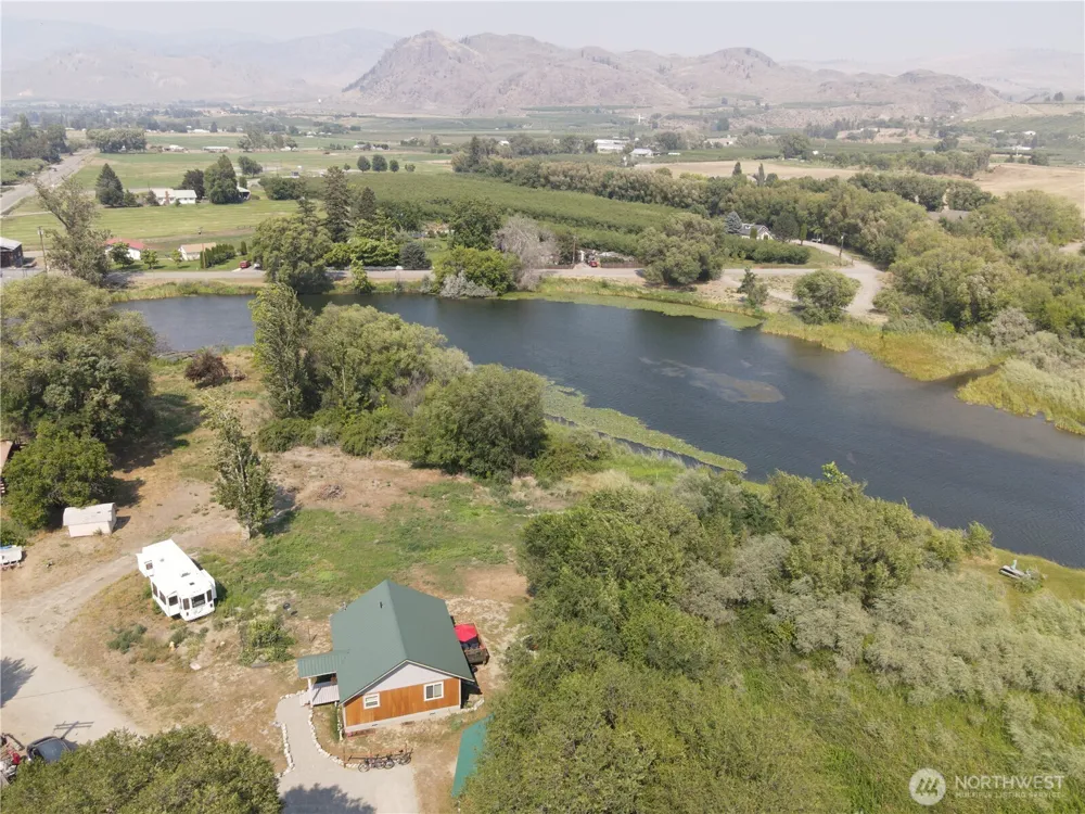 1511 Alder Street Oroville, WA 98844