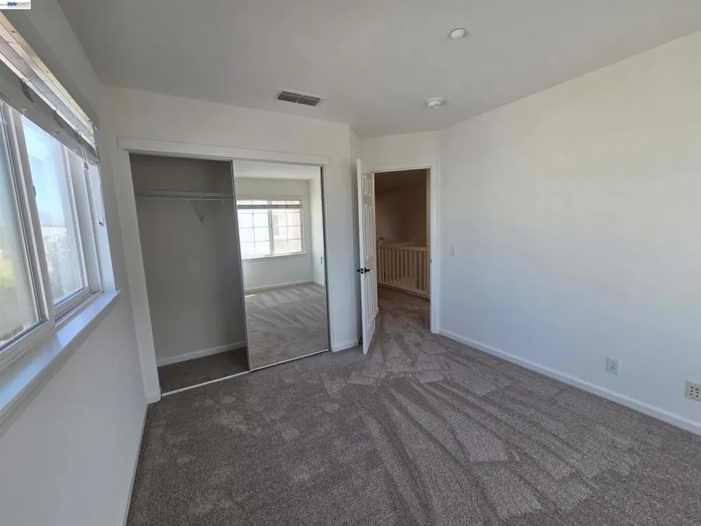 2985 First Street Livermore, CA 94551