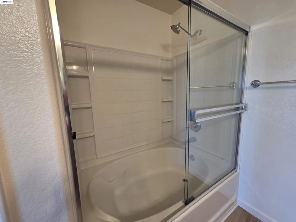 2985 First Street Livermore, CA 94551