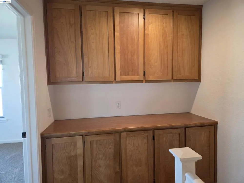 2985 First Street Livermore, CA 94551