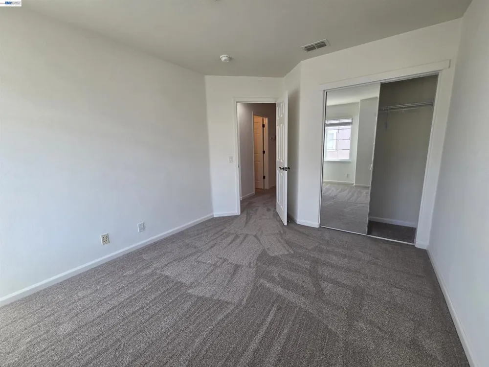 2985 First Street Livermore, CA 94551