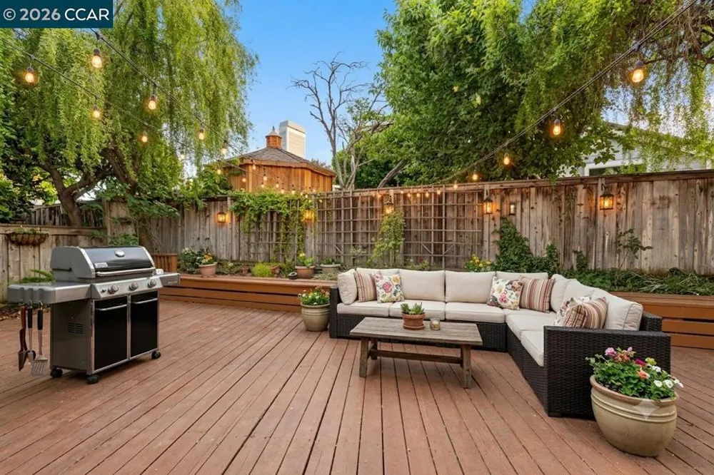 612 Julpun Loop Clayton, CA 94517