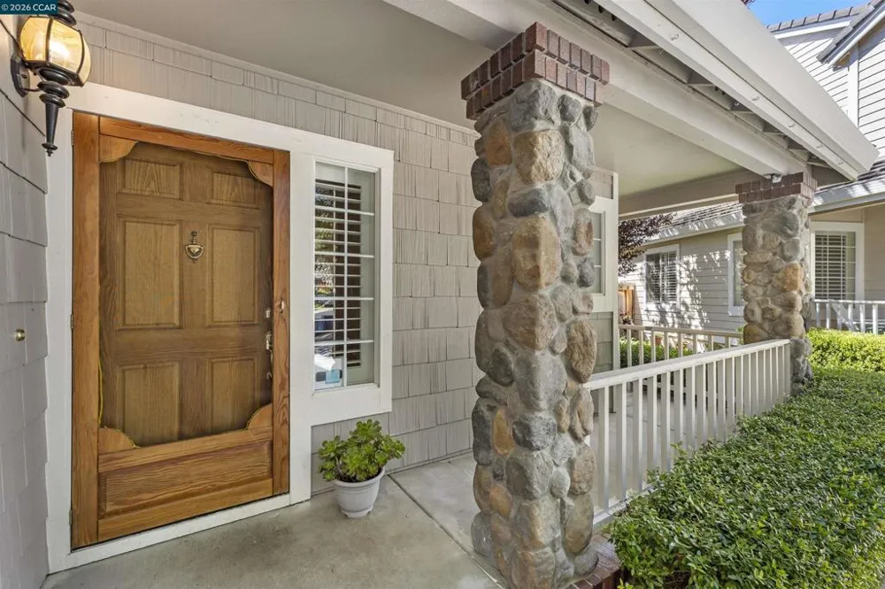 612 Julpun Loop Clayton, CA 94517
