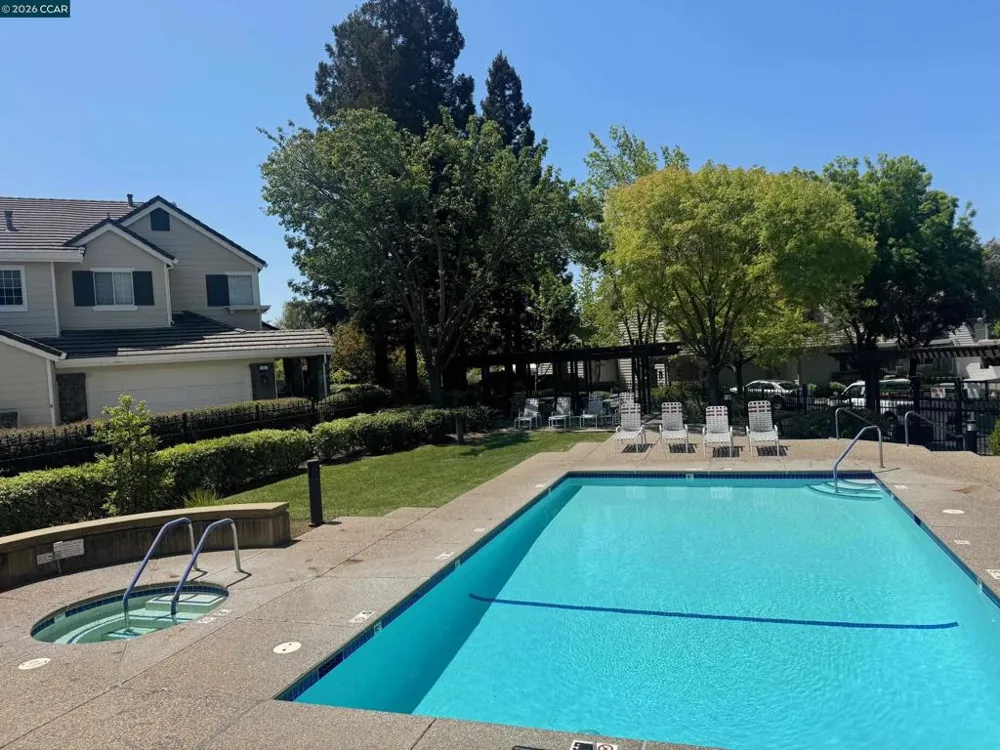 612 Julpun Loop Clayton, CA 94517