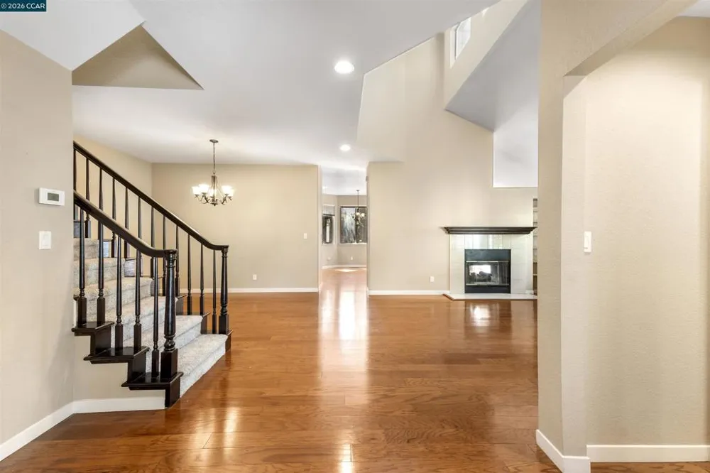 612 Julpun Loop Clayton, CA 94517