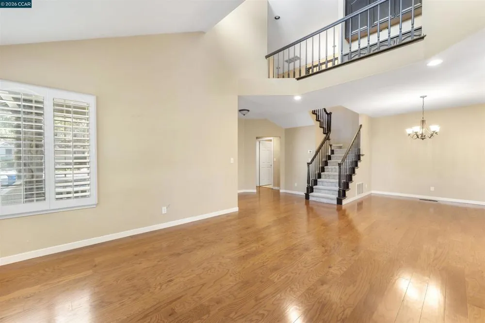 612 Julpun Loop Clayton, CA 94517
