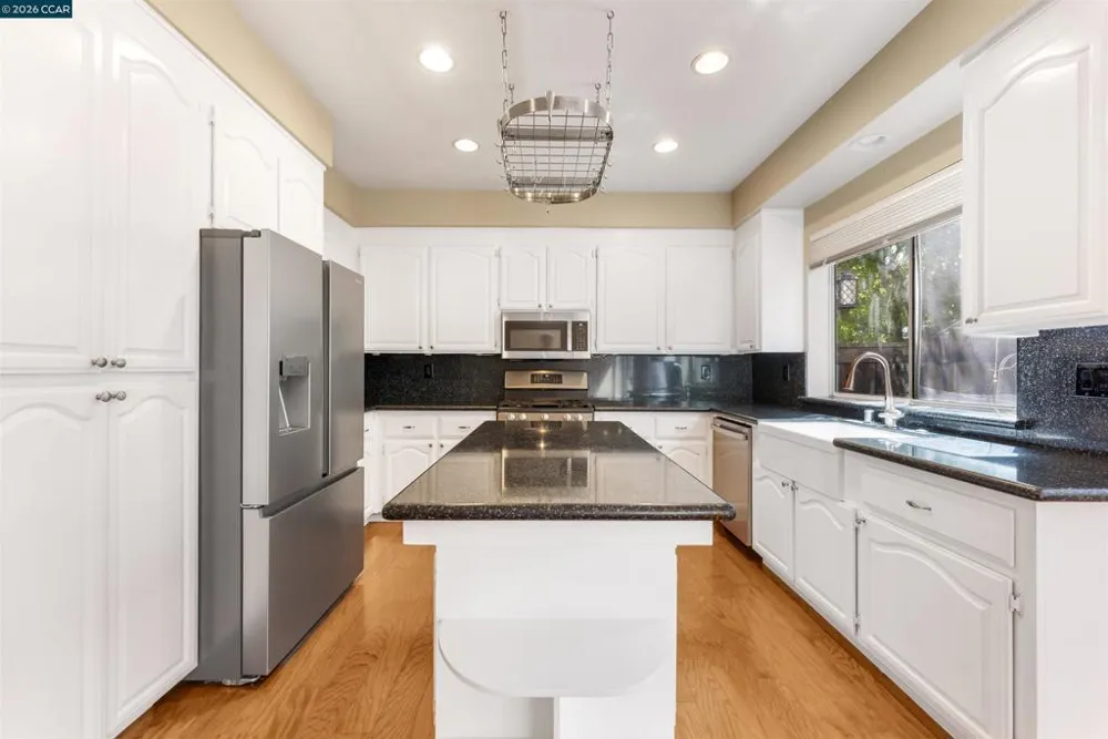 612 Julpun Loop Clayton, CA 94517