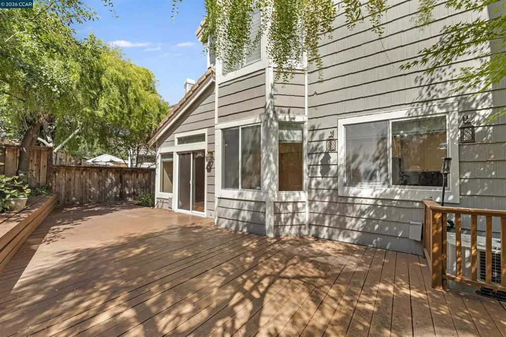 612 Julpun Loop Clayton, CA 94517