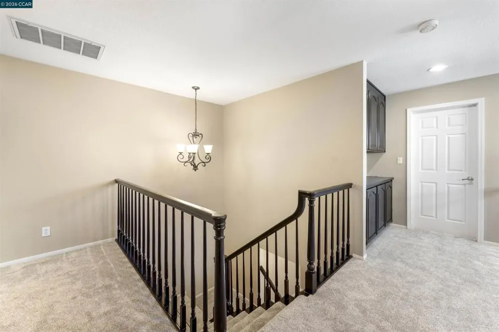 612 Julpun Loop Clayton, CA 94517