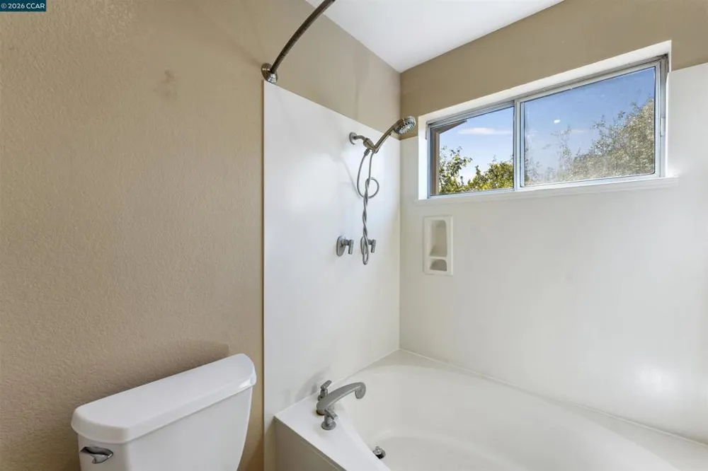 612 Julpun Loop Clayton, CA 94517