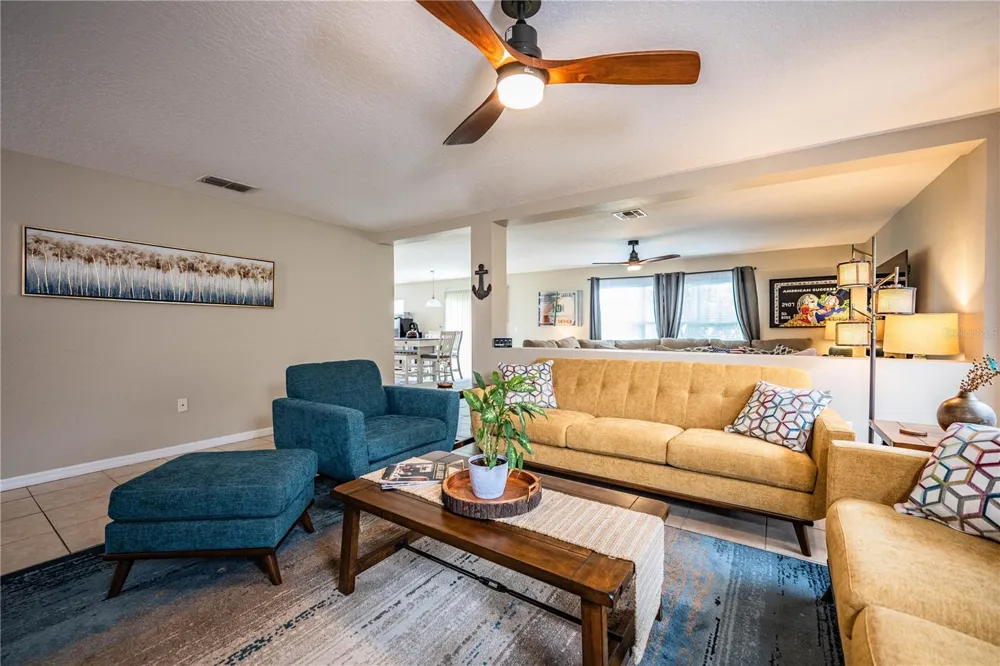 6015 CHAMPLAIN PASS Lakeland, FL 33805