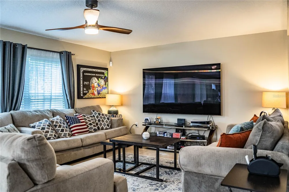 6015 CHAMPLAIN PASS Lakeland, FL 33805