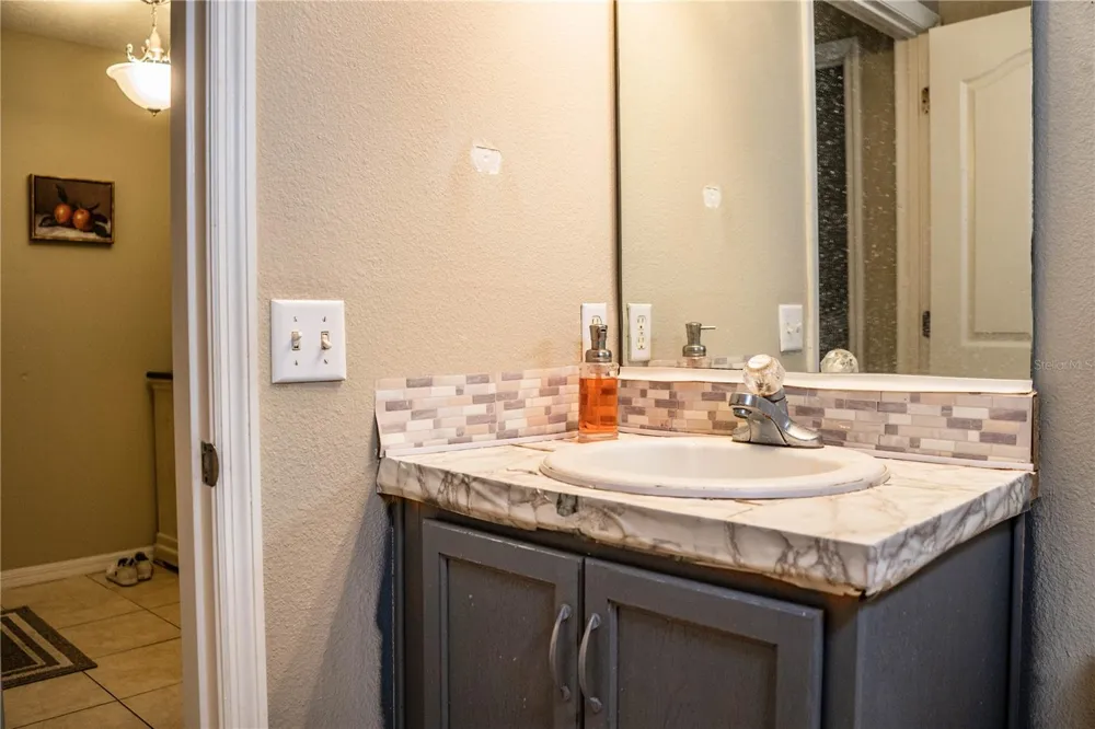 6015 CHAMPLAIN PASS Lakeland, FL 33805