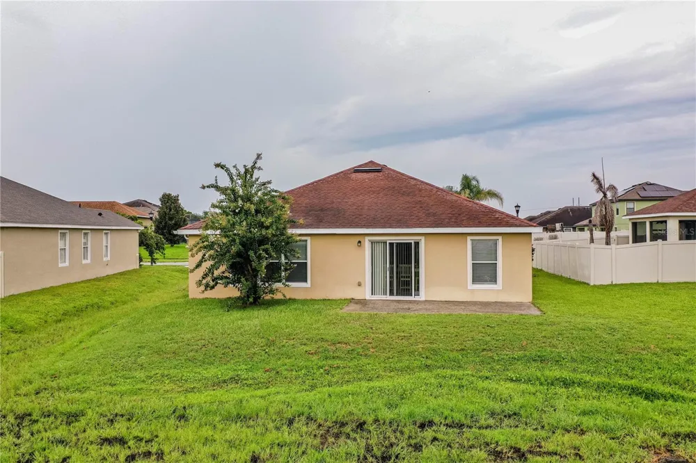 6015 CHAMPLAIN PASS Lakeland, FL 33805