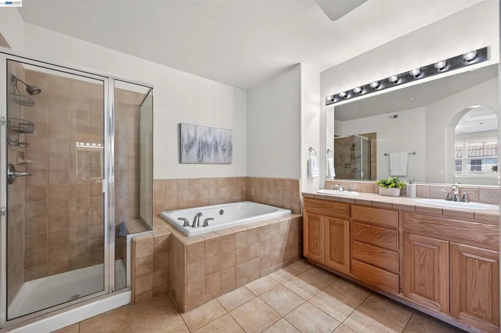 4311 Clarinbridge Cir Dublin, CA 94568