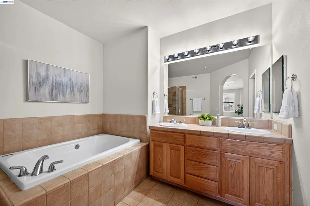 4311 Clarinbridge Cir Dublin, CA 94568