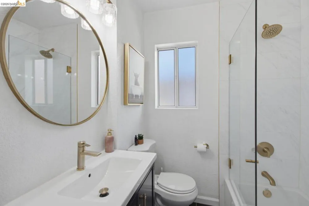 2081 Bonar St Berkeley, CA 94702
