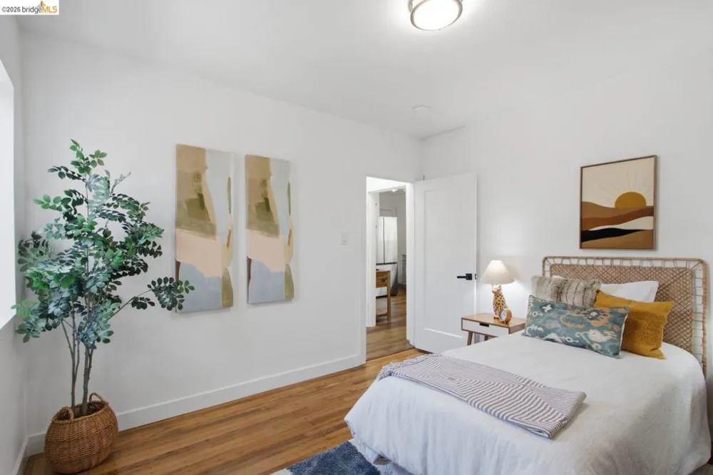 2081 Bonar St Berkeley, CA 94702