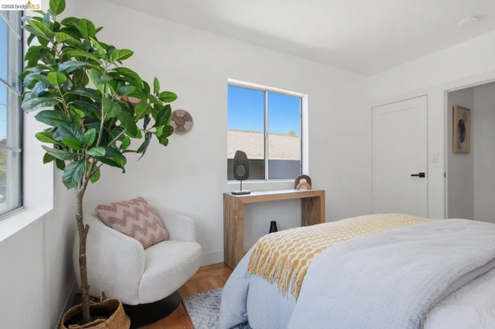 2081 Bonar St Berkeley, CA 94702