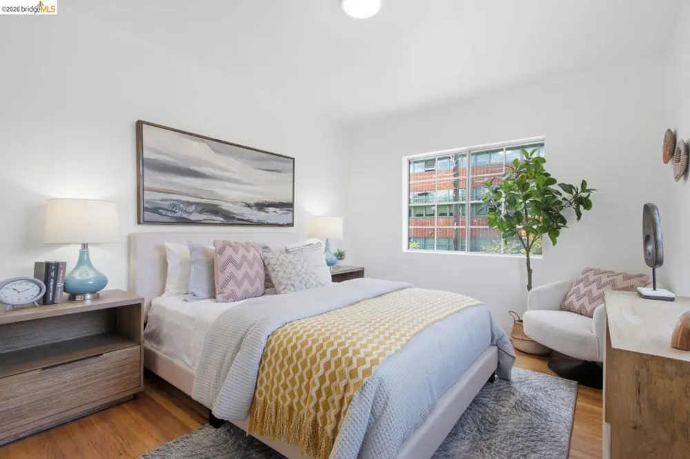 2081 Bonar St Berkeley, CA 94702
