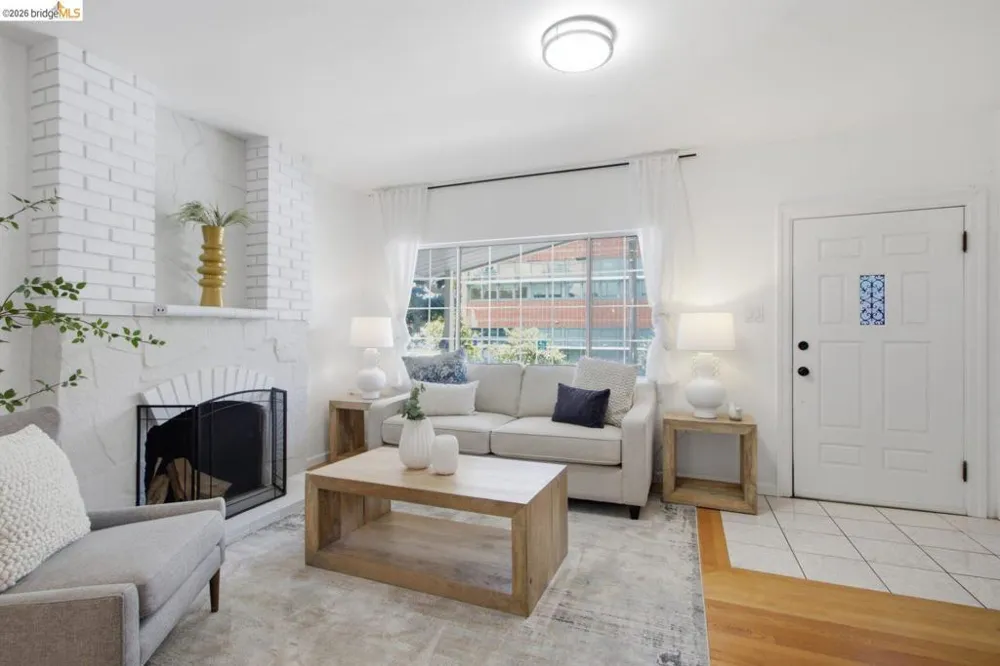 2081 Bonar St Berkeley, CA 94702