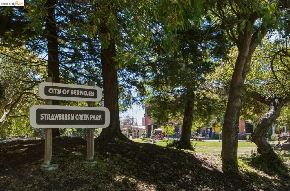 2081 Bonar St Berkeley, CA 94702
