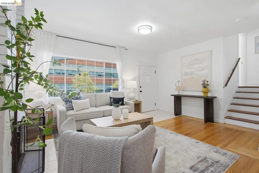 2081 Bonar St Berkeley, CA 94702