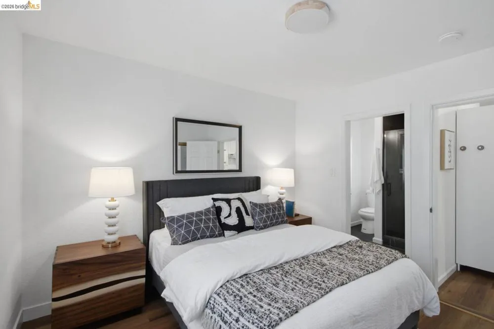 2081 Bonar St Berkeley, CA 94702