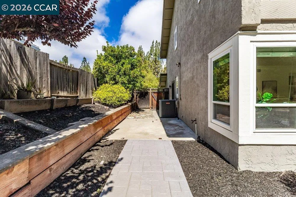 5633 Mount Hood Ct Martinez, CA 94553