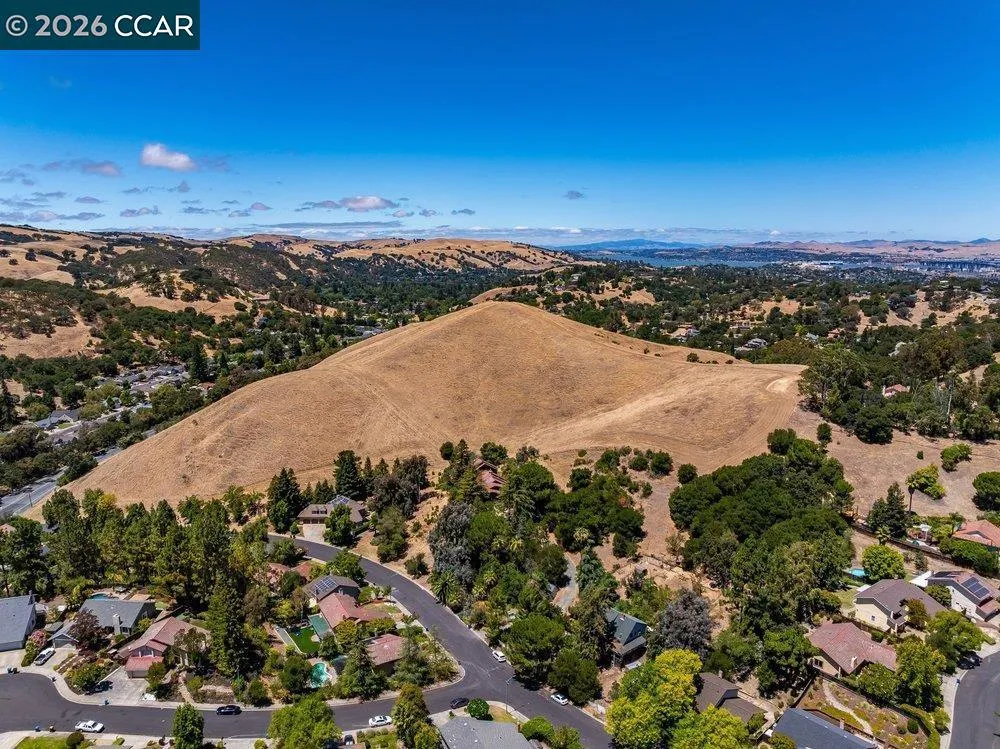 5633 Mount Hood Ct Martinez, CA 94553