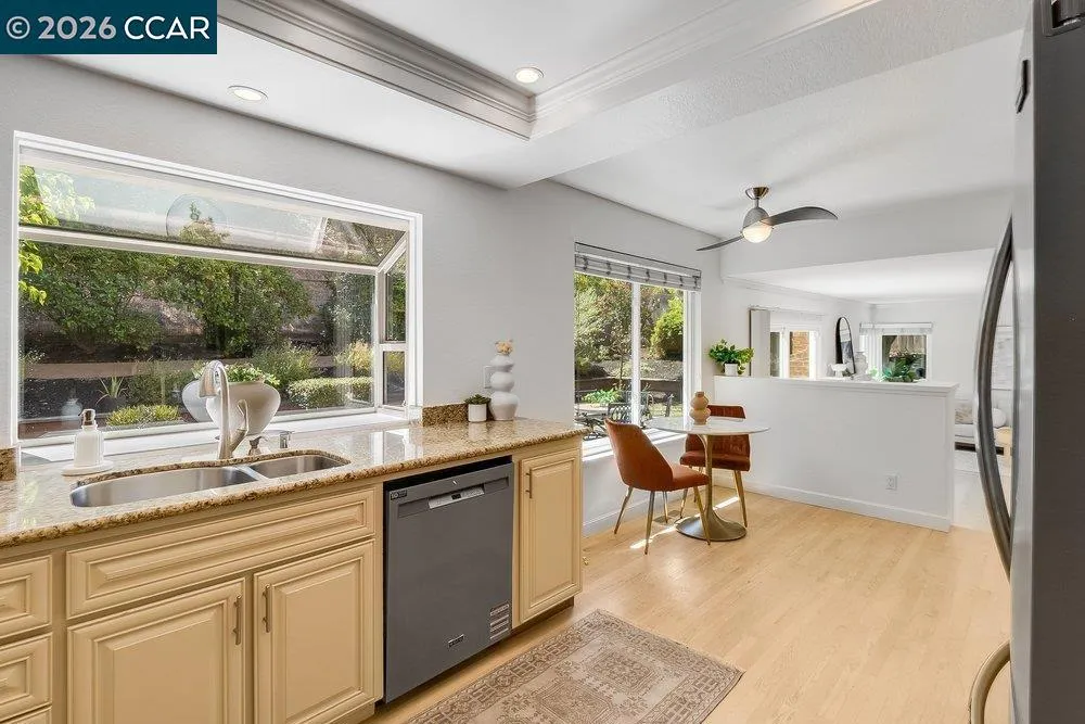 5633 Mount Hood Ct Martinez, CA 94553