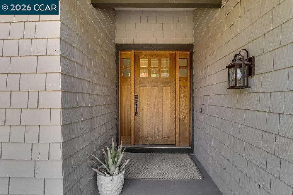 5633 Mount Hood Ct Martinez, CA 94553
